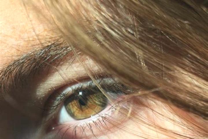 Riley, 23, a red hazel-eyed slavic companion based in Hong Ha. Offering Duos, Erotic Massage, Overnight, Striptease, Party Girl. Available for incall and out...