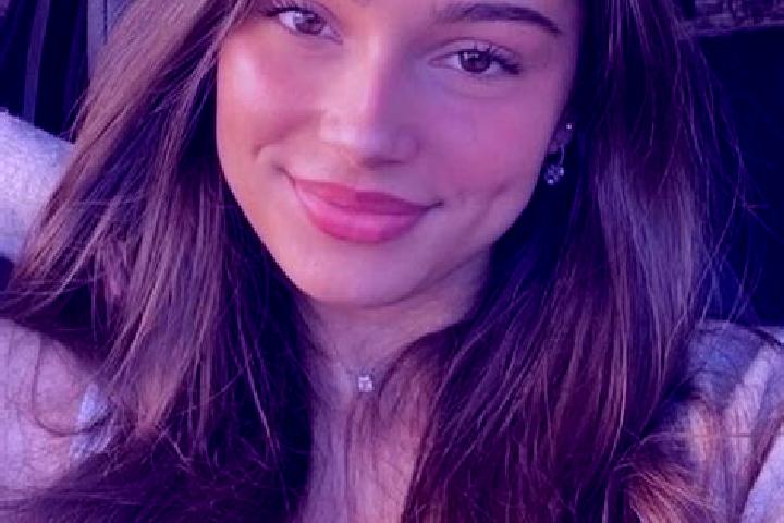 Riley, 24, a chestnut hazel-eyed mediterranean companion based in Yad Binyamin. Offering Prostate Massage, A-Level, Erotic Massage, 69. Available for incall ...