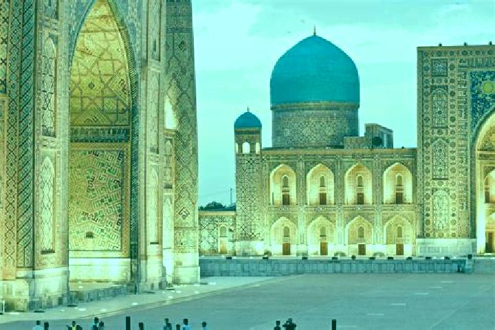 Riley, 24 — Escort in Jalolquduq, Uzbekistan