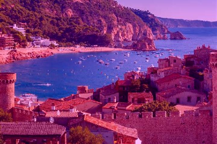 Riley, 24 — Escort in Nerva, Spain