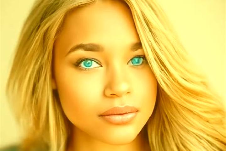 Riley, 25, a dark blonde blue-eyed latina companion based in Muang Khamkeut. Offering GFE, CIM, BDSM, Tantra. Available for incall and outcall, day and eveni...