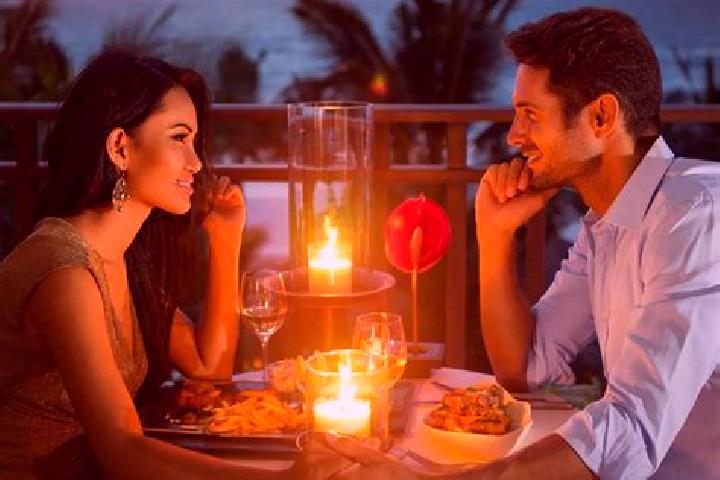 Riley, 25, a dark blonde dark-eyed mediterranean companion based in Xaltianguis. Offering Massage, Deep French Kissing, Couples, Dinner Date. Available for i...
