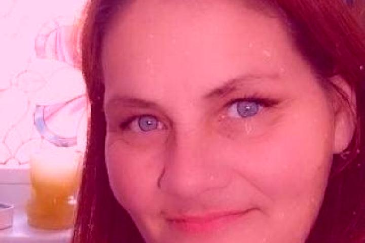 Riley, 25, a red grey-eyed mediterranean companion based in Leinsweiler. Offering Girlfriend Experience, BDSM. Available for incall and outcall, day and even...