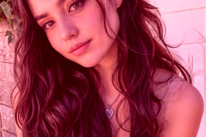 Riley, 26, a auburn amber-eyed middle eastern companion based in Chaguian. Offering 69, Roleplay, Fetish, Girlfriend Experience, Domination. Available for in...