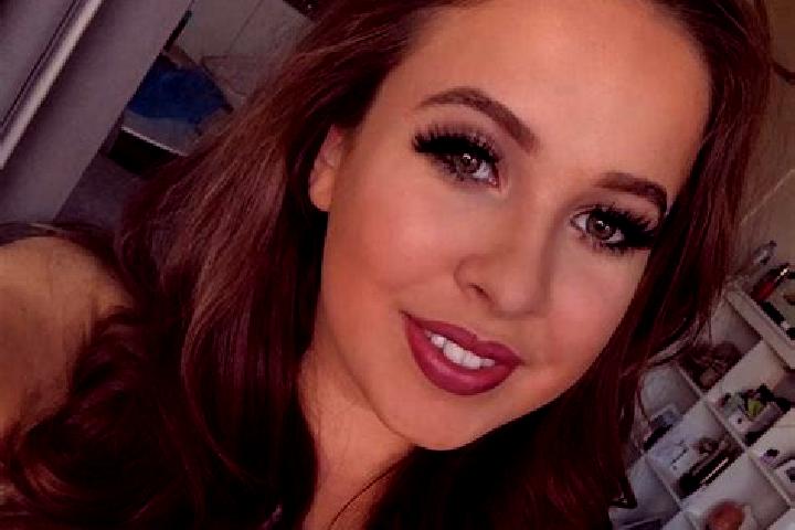 Riley, 26, a auburn blue-eyed caribbean companion based in Dyce. Offering GFE, Domination, Fetish, CIM. Available for incall and outcall, overnight bookings ...
