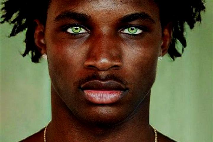 Riley, 26, a black green-eyed indian companion based in Novosokol niki. Offering Couples, Massage, Dinner Date. Available for incall and outcall, overnight b...