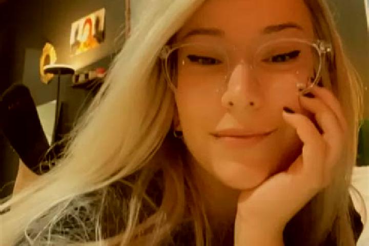 Riley, 26, a blonde dark-eyed slavic companion based in Amherst. Offering Tantra, Roleplay, Fetish, Couples. Available for incall and outcall, day and evenin...