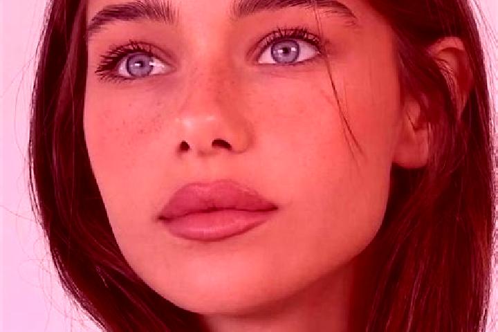 Riley, 26, a brunette blue-eyed european companion based in Bengkosobung. Offering Dinner Date, Tantra, Prostate Massage, Massage. Available for incall and o...