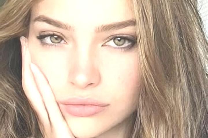 Riley, 26, a dark blonde hazel-eyed mediterranean companion based in Serradilla. Offering Massage, Prostate Massage, OWO, Erotic Massage. Available for incal...