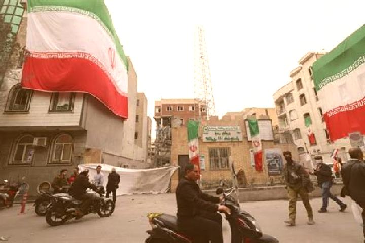 Riley, 26 — Escort in Anar, Iran