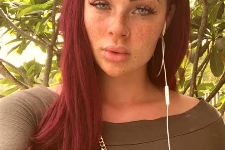 Riley, 27, a auburn dark-eyed latina companion based in Montello. Offering Party Girl, Deep French Kissing. Available for incall and outcall, day and evening...