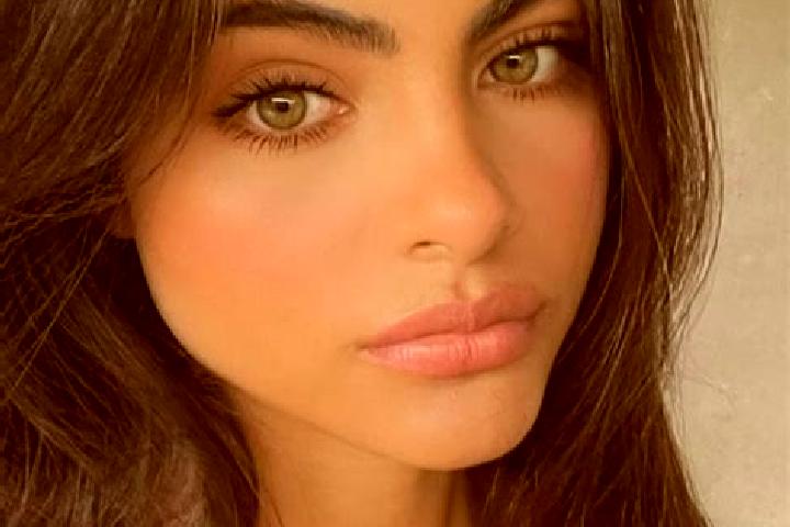 Riley, 27, a black green-eyed latina companion based in Kapfing. Offering GFE, CIM, Fetish, Massage, Party Girl. Available for incall and outcall, overnight ...
