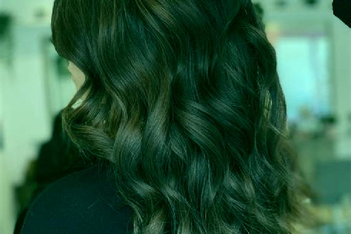 Riley, 27, a chestnut brown-eyed ebony companion based in Nieuw-Dordrecht. Offering Party Girl, Duos, Erotic Massage. Available for incall and outcall, day a...