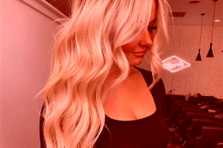 Riley, 27, a platinum blonde hazel-eyed ebony companion based in Santo Antonio. Offering A-Level, Roleplay, BDSM, Erotic Massage. Available for incall and ou...