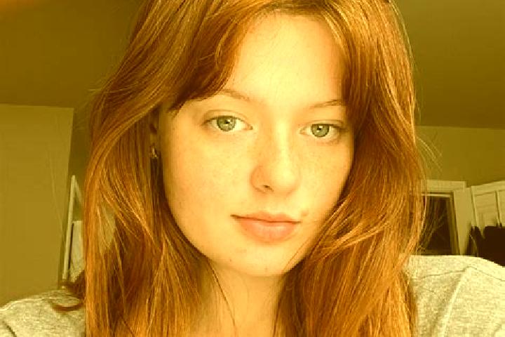 Riley, 27, a red grey-eyed indian companion based in Chigore. Offering GFE, Massage, CIM. Available for incall and outcall, day and evening dates.
