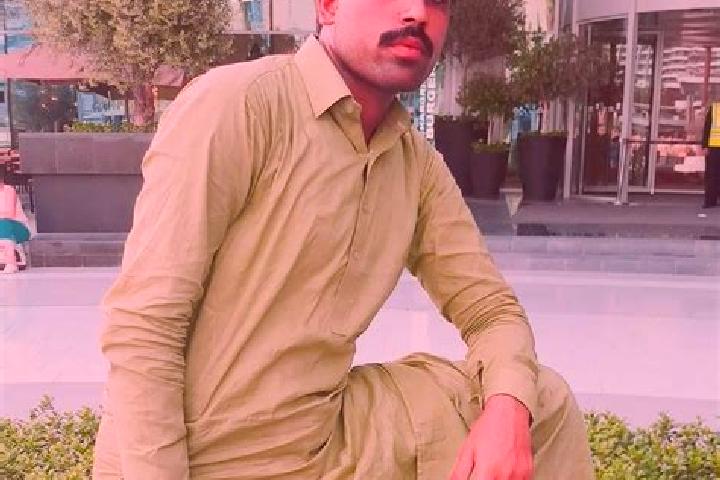 Riley, 27 — Escort in Bandhi, Pakistan