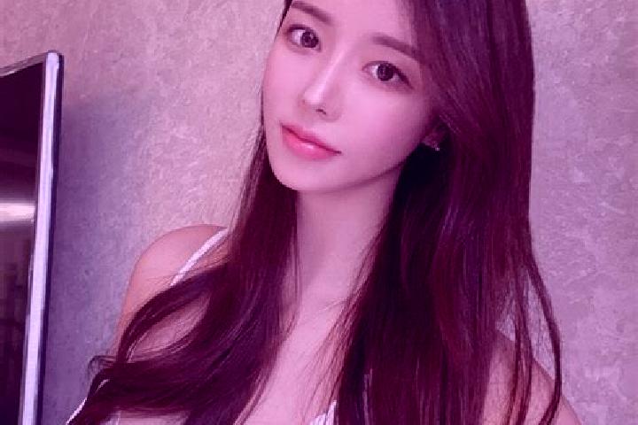 Riley, 27 — Escort in Paizhou, China