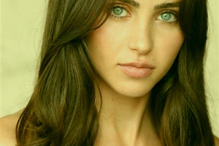 Riley, 29, a brunette amber-eyed middle eastern companion based in Cachrov. Offering Couples, Striptease, Overnight, Deep French Kissing, Prostate Massage. A...