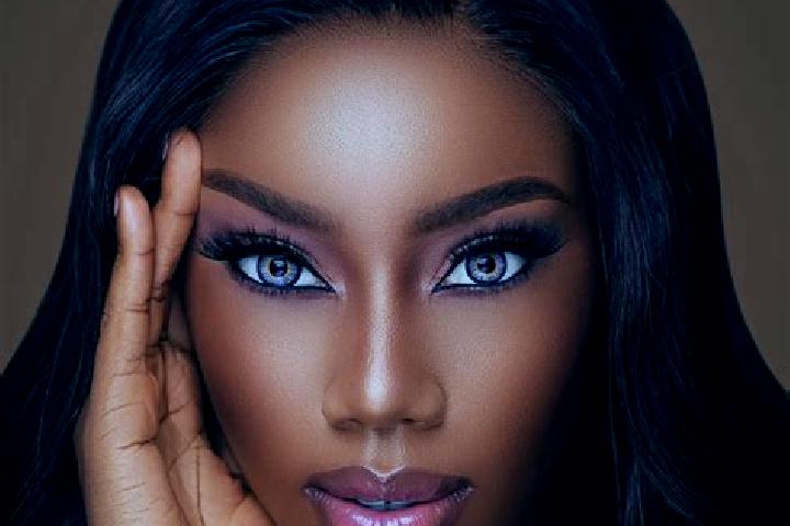 Riley, 29, a chestnut blue-eyed ebony companion based in Cilopadang. Offering Striptease, BDSM, Travel Companion, Girlfriend Experience. Available for incall...