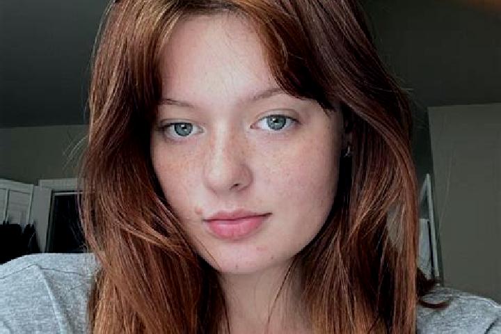 Riley, 29, a red green-eyed caucasian companion based in Encrucijada 4ta. Seccion B (La Lucha). Offering CIM, Fetish, A-Level, Girlfriend Experience. Availab...