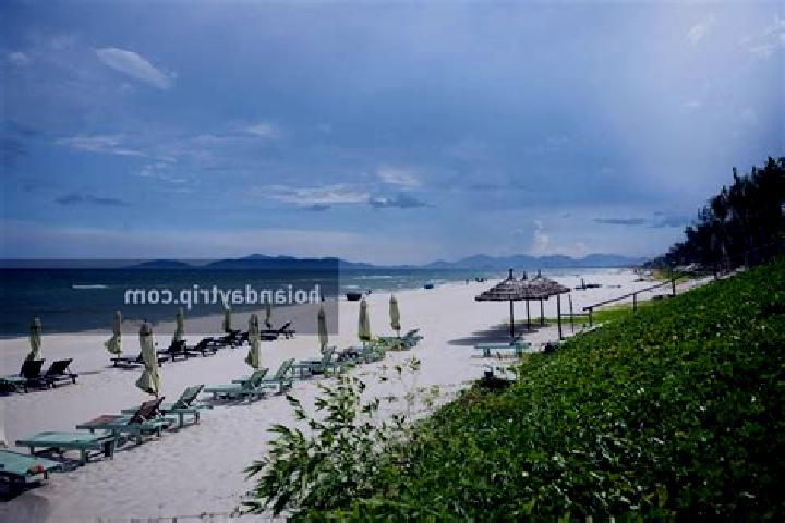Riley, 29 — Escort in Ngoc Hoi, Vietnam