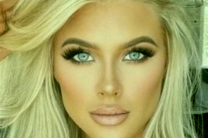 Riley, 30, a platinum blonde brown-eyed ebony companion based in Kopacin Dol. Offering Fetish, Couples, Girlfriend Experience. Available for incall and outca...