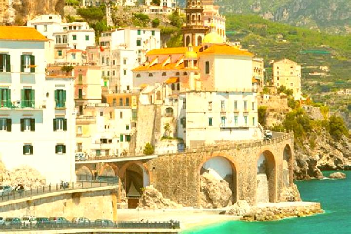 Riley, 30 — Escort in Nobile-Monguzzo, Italy