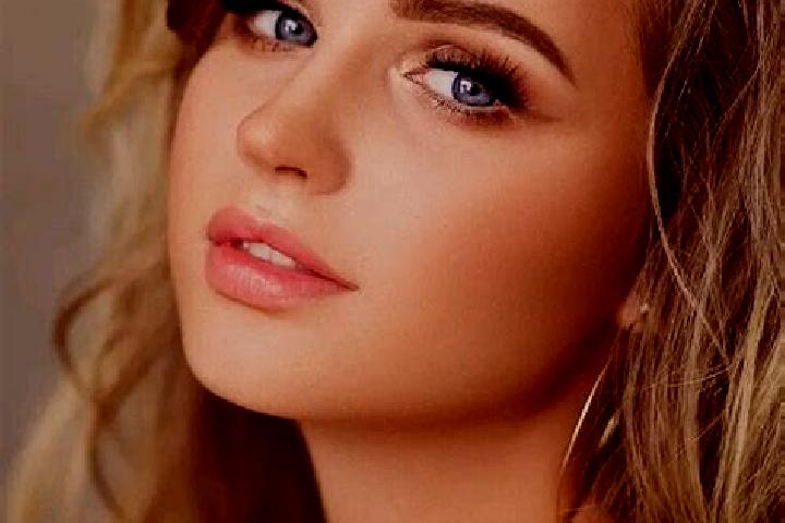 Riley, 31, a dark blonde blue-eyed ebony companion based in Zashkiv. Offering Couples, 69, OWO. Available for incall and outcall, day and evening dates.