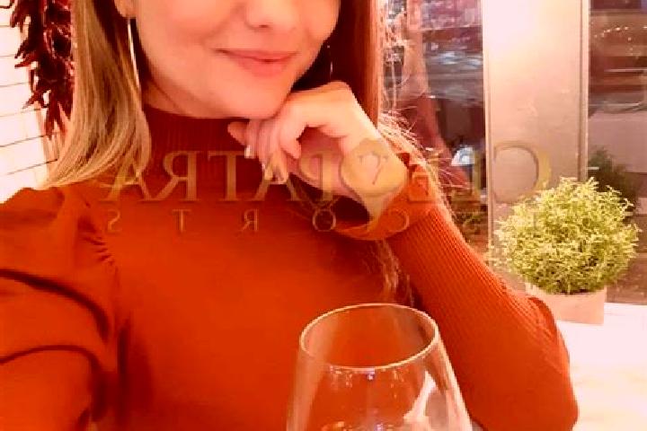 Riley, 31, a dark blonde dark-eyed mediterranean companion based in Rom. Offering Domination, Striptease, Massage, Dinner Date, OWO. Available for incall and...