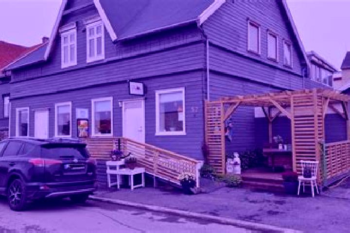 Riley, 31 — Escort in Nordurthing, Iceland