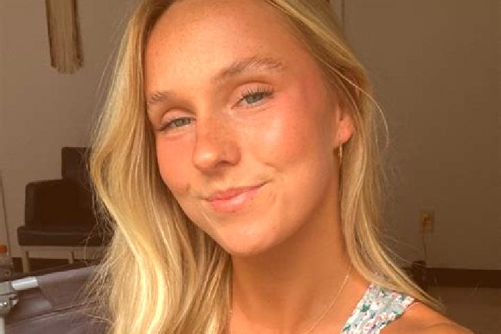 Riley, 31 — Escort in Pikeville, United States