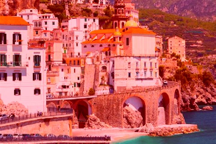 Riley, 31 — Escort in Poggiridenti Alto, Italy
