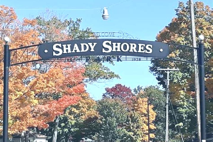 Riley, 31 — Escort in Shady Shores, United States
