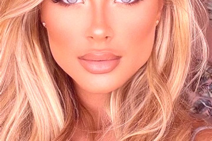 Riley, 32, a blonde blue-eyed latina companion based in Randu. Offering Party Girl, BDSM, 69, Erotic Massage. Available for incall and outcall, overnight boo...