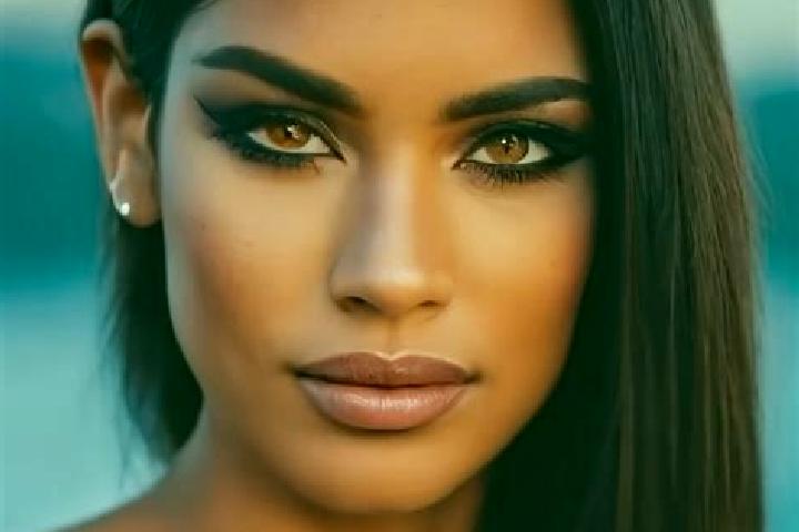 Riley, 32, a red amber-eyed latina companion based in Galluccio. Offering Striptease, CIM, Travel Companion, Girlfriend Experience, Tantra. Available for inc...