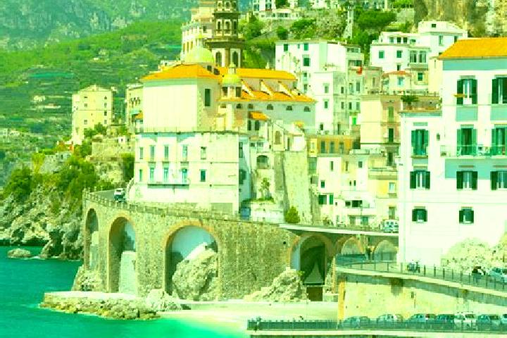 Riley, 32 — Escort in Penne, Italy