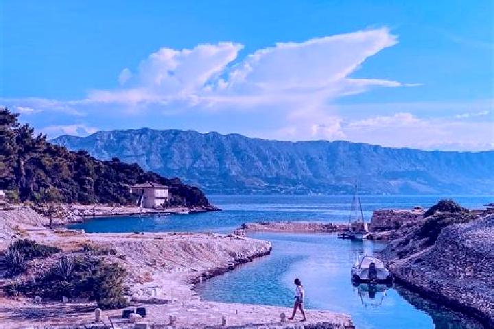 Riley, 33 — Escort in Zakanje, Croatia