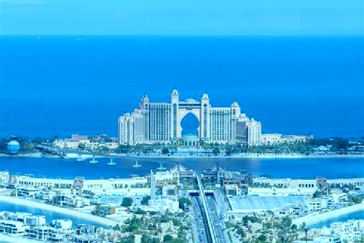 Riley, 34, a black grey-eyed caucasian companion based in The Palm Jumeirah. Offering BDSM, Overnight, Couples, Tantra, Erotic Massage. Available for incall ...