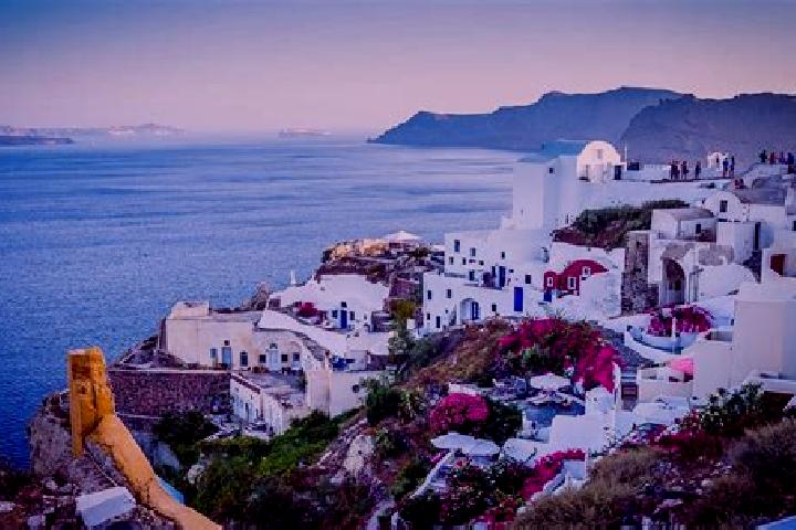 Riley, 34 — Escort in Asprokklisia, Greece