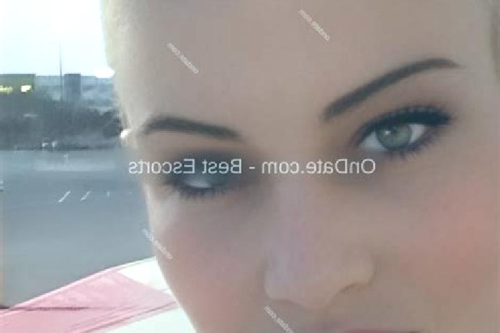 Riley, 34 — Escort in Marquette, United States