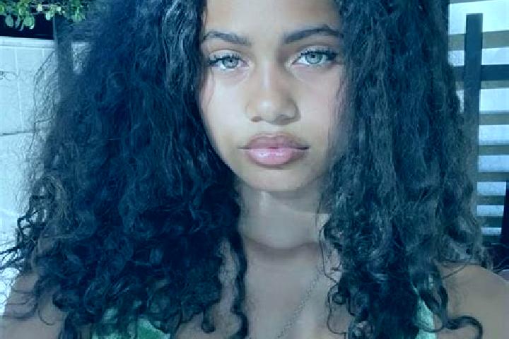 Riley, 35, a black green-eyed mixed companion based in Ungaran. Offering OWO, Overnight, GFE. Available for incall and outcall, overnight bookings available.