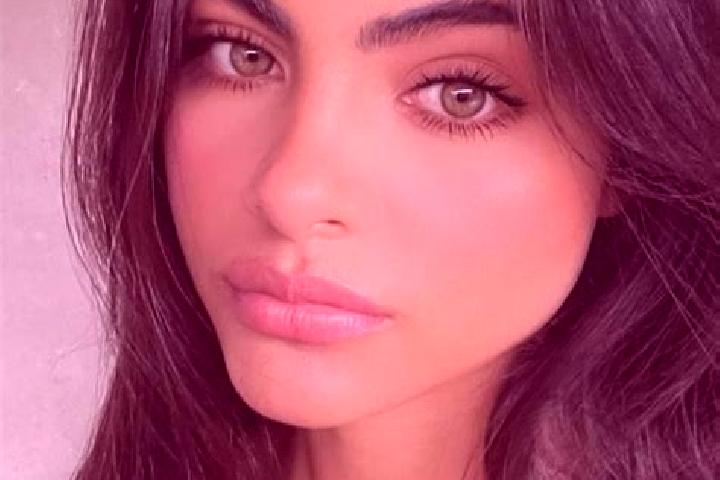 Riley, 36, a black hazel-eyed latina companion based in Nova Bassano. Offering Party Girl, Erotic Massage, Girlfriend Experience, Tantra, Dinner Date. Availa...