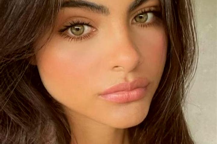 Riley, 36, a brunette dark-eyed caucasian companion based in Uruzgan. Offering Party Girl, Duos, Dinner Date. Available for incall and outcall, day and eveni...