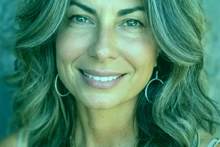 Riley, 36, a brunette grey-eyed latina companion based in Tsogni. Offering Fetish, Erotic Massage, BDSM, Tantra, Prostate Massage. Available for incall and o...
