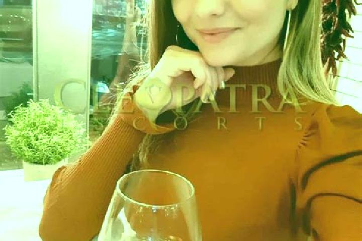 Riley, 37, a red grey-eyed european companion based in Kaposvar. Offering Striptease, Party Girl, Massage, OWO. Available for incall and outcall, day and eve...