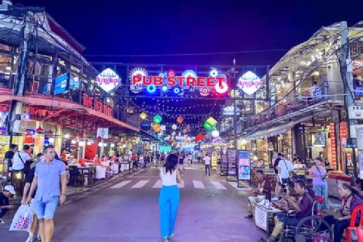 Riley, 37 — Escort in Siem Reap, Cambodia