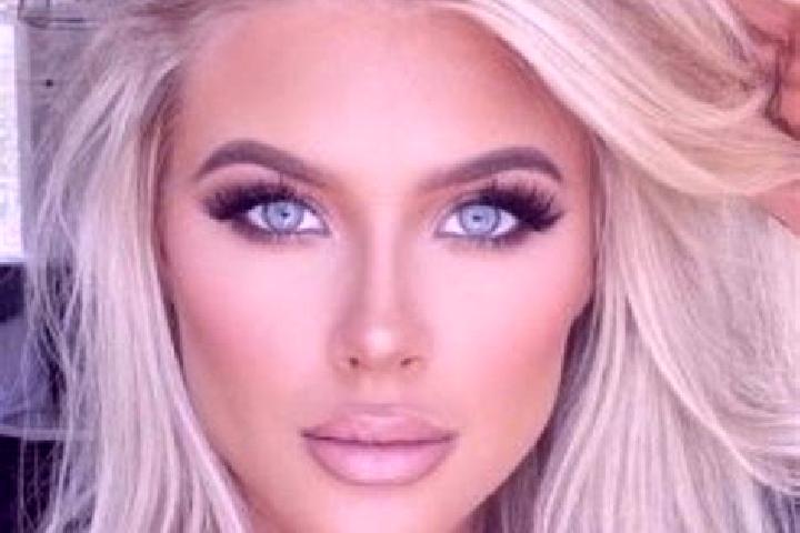 Riley, 38, a platinum blonde dark-eyed latina companion based in Bapatla. Offering Striptease, Erotic Massage, Overnight, Dinner Date. Available for incall a...