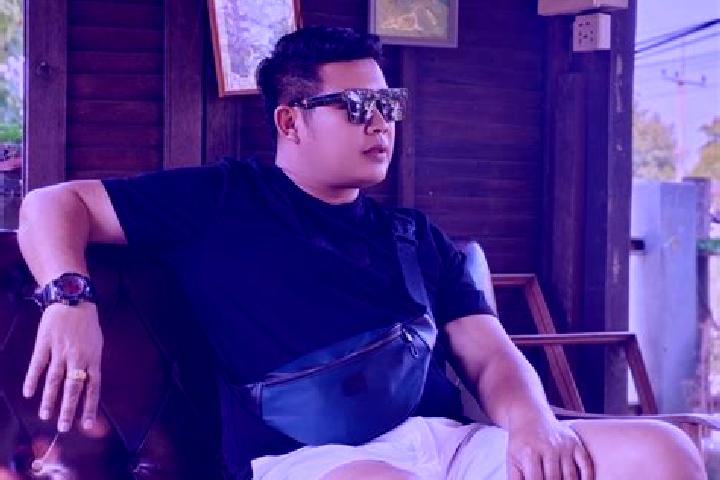 Riley, 38 — Escort in Muang Khong, Laos
