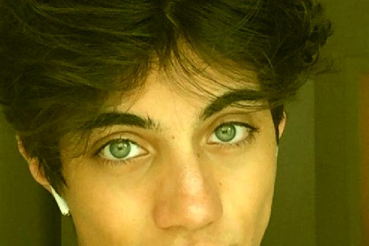 Riley, 39, a chestnut dark-eyed caucasian companion based in Niono. Offering Domination, CIM, 69, Tantra. Available for incall and outcall, day and evening d...