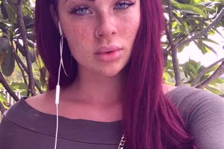 Riley, 39, a red dark-eyed caribbean companion based in Binab. Offering BDSM, Domination, CIM. Available for incall and outcall, day and evening dates.